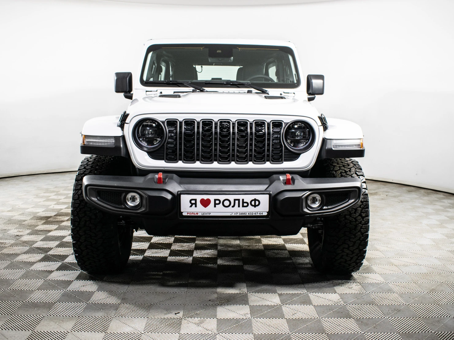 3 Jeep порно алаяқтығы