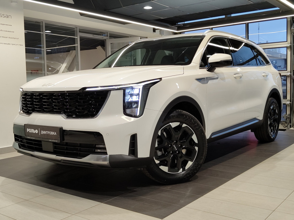 Kia Sorento в комплектации Luxe 2024 года в России в наличии: цена 6 150  000 ₽ в автосалоне РОЛЬФ Дмитровка Мультибренд — 75670