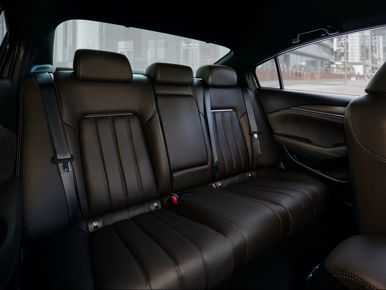 Складывающееся заднее сиденье