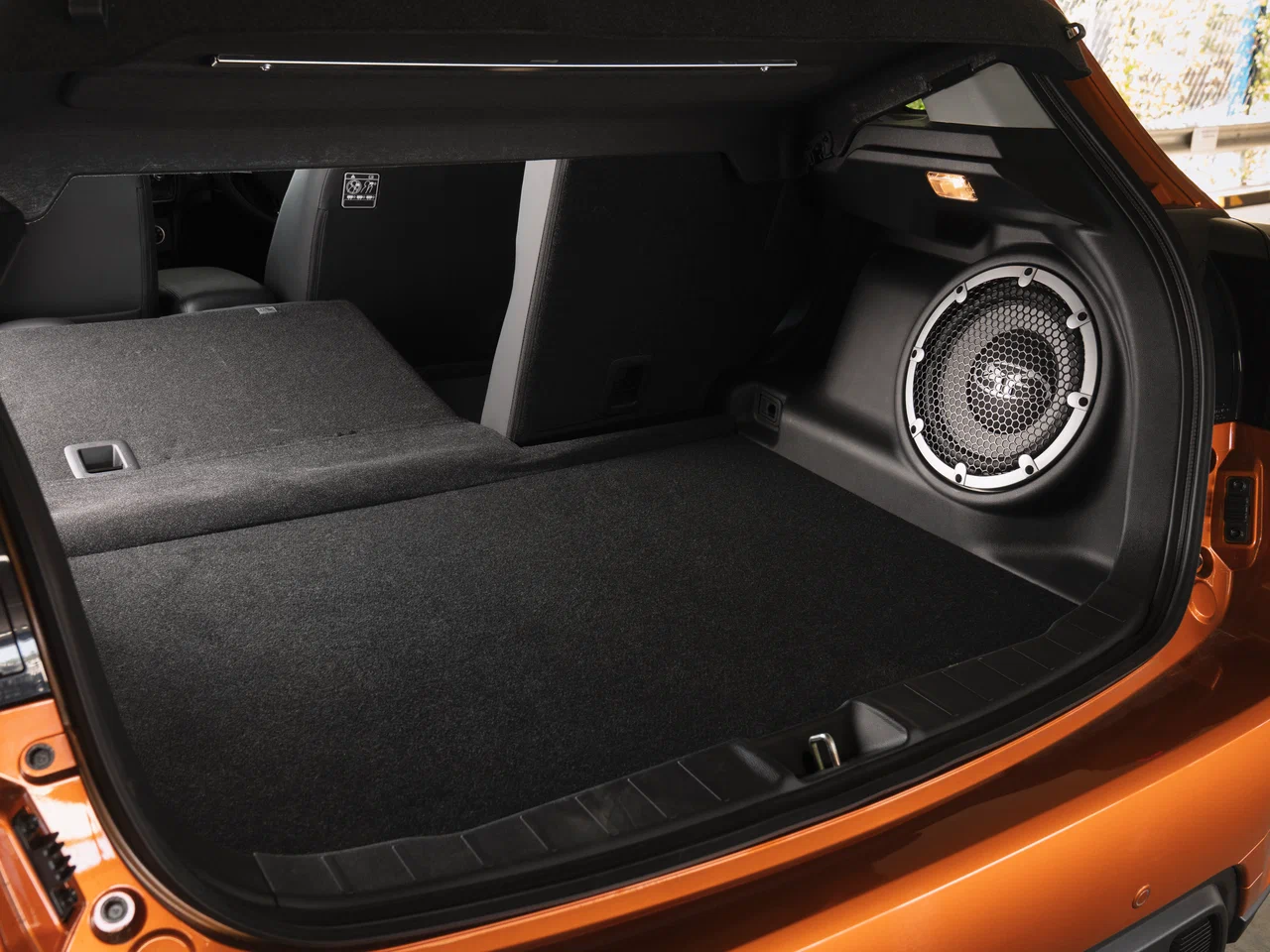 Складывающееся заднее сиденье