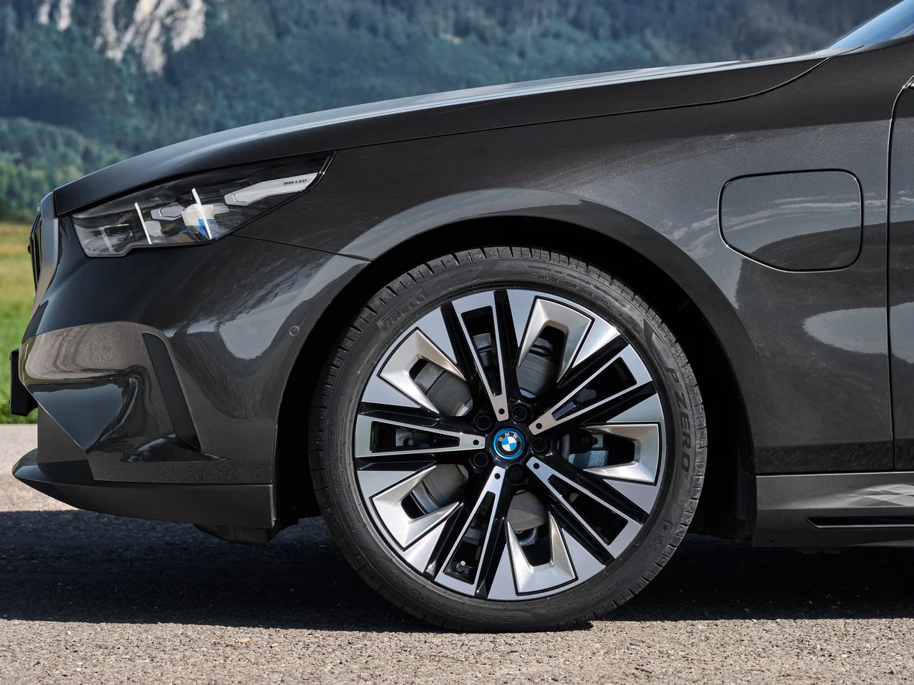 "22" дюймовые легкосплавные диски