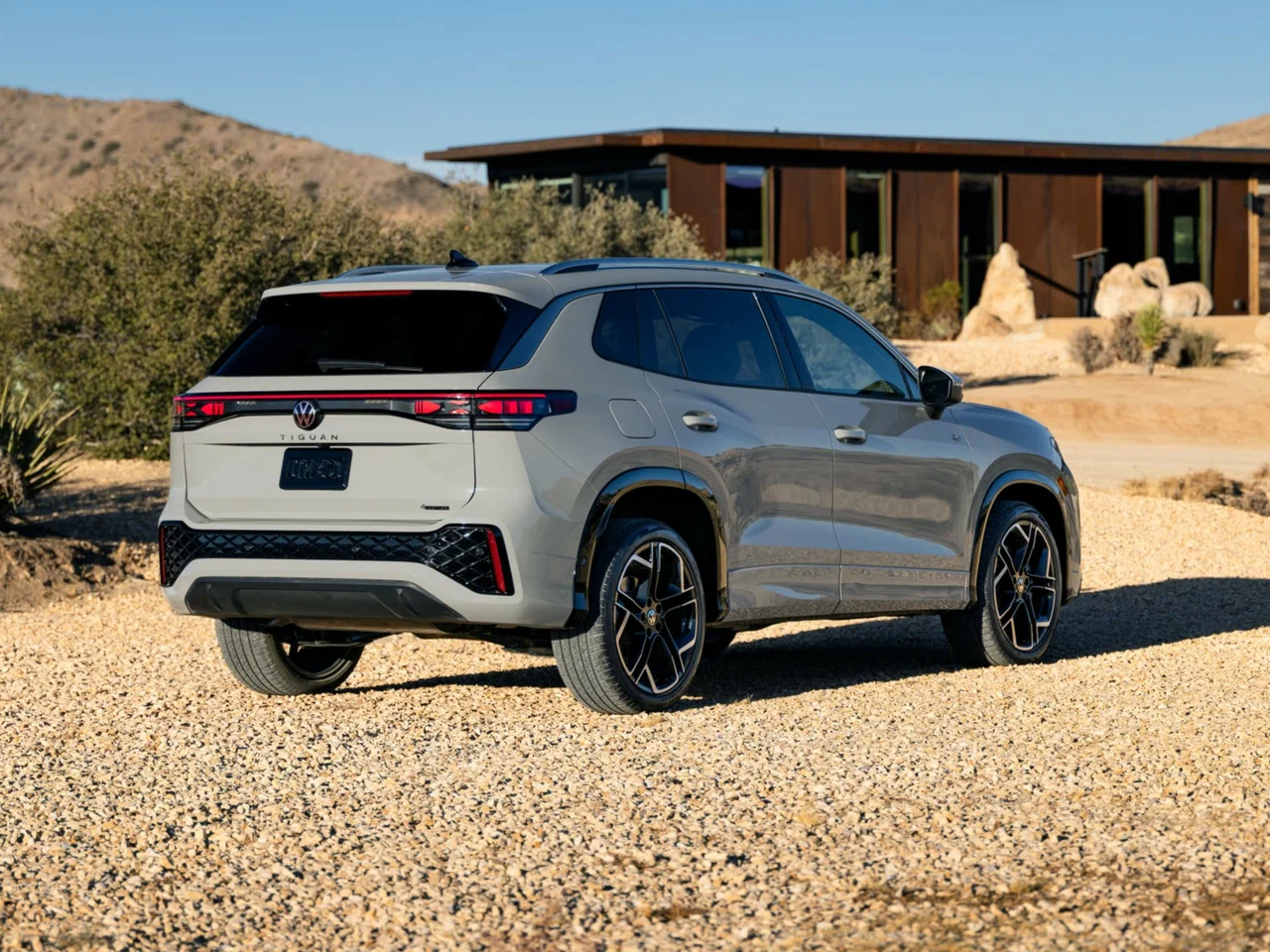 Задние стоп сигналы