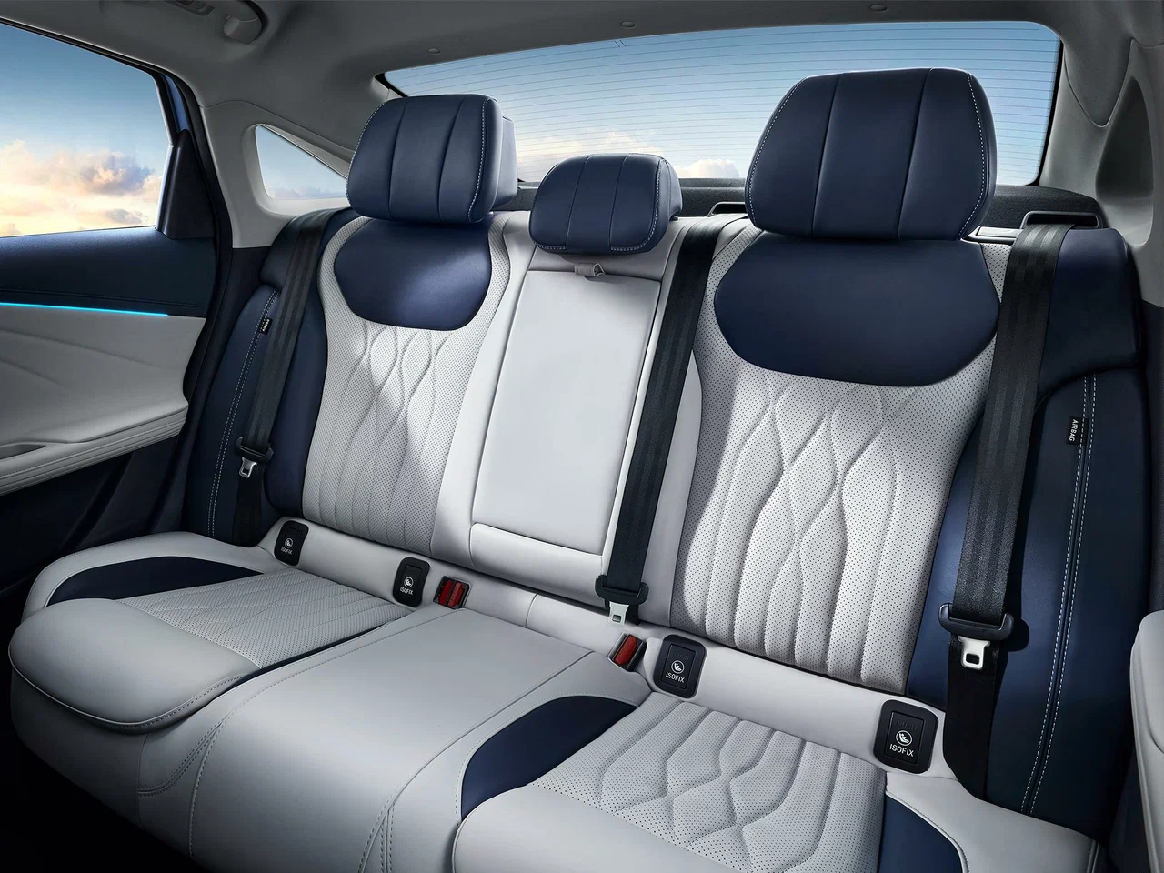 Задний ряд сидений