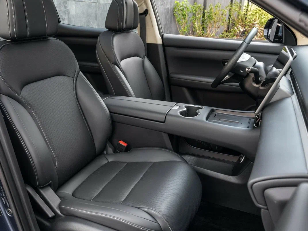 Отделка сидений - эко кожа