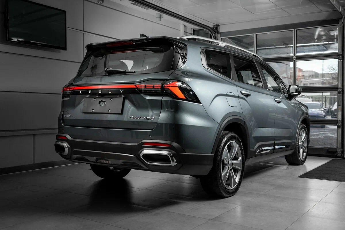 Задние стоп сигналы