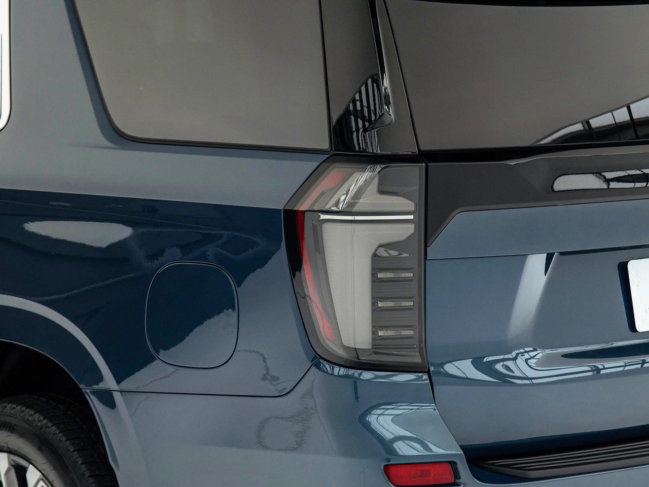 Задние светодиодные фонари