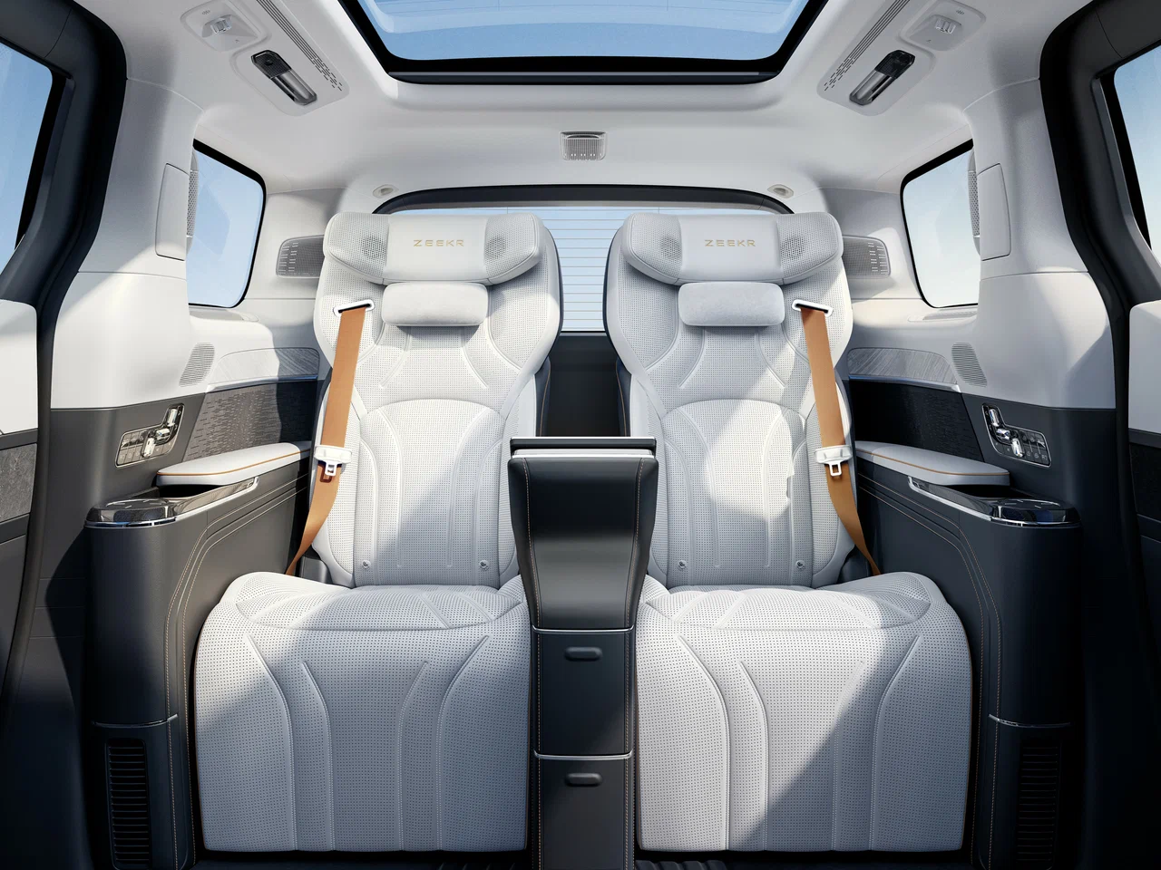 Вентиляция задних сидений