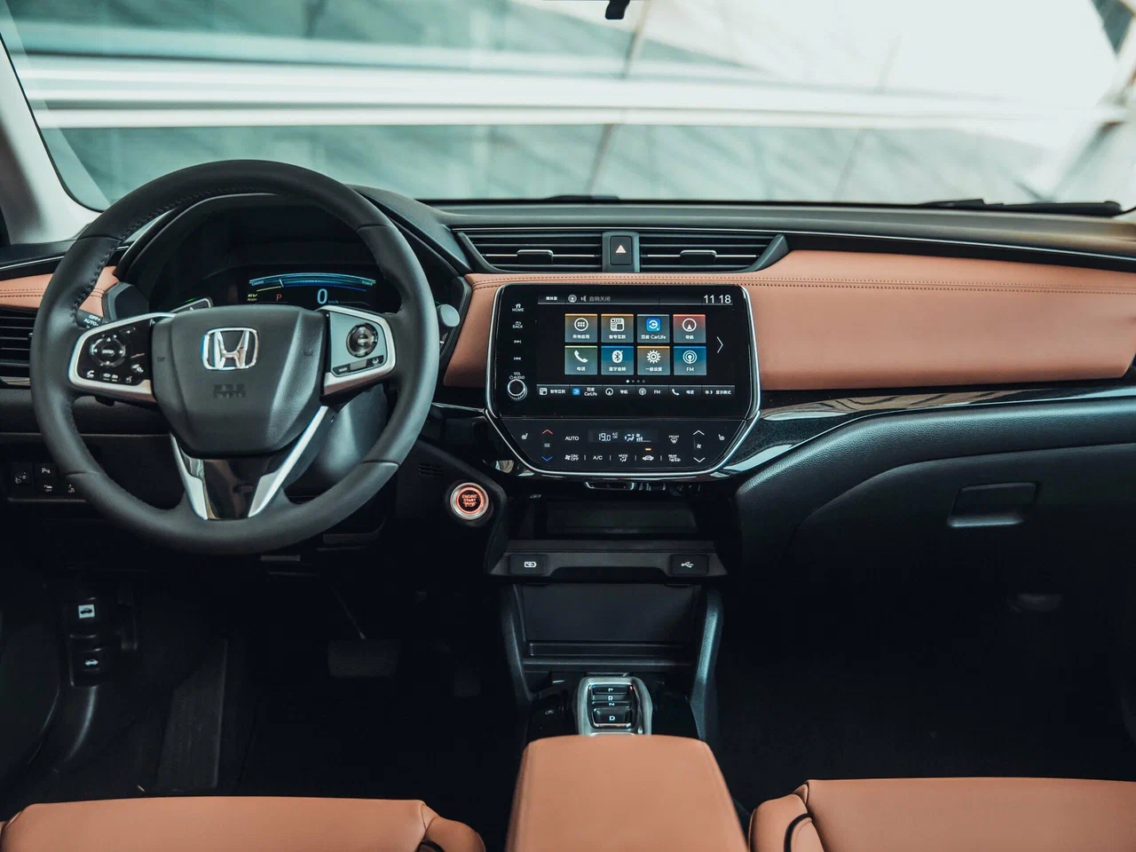 Лаконичная приборная панель