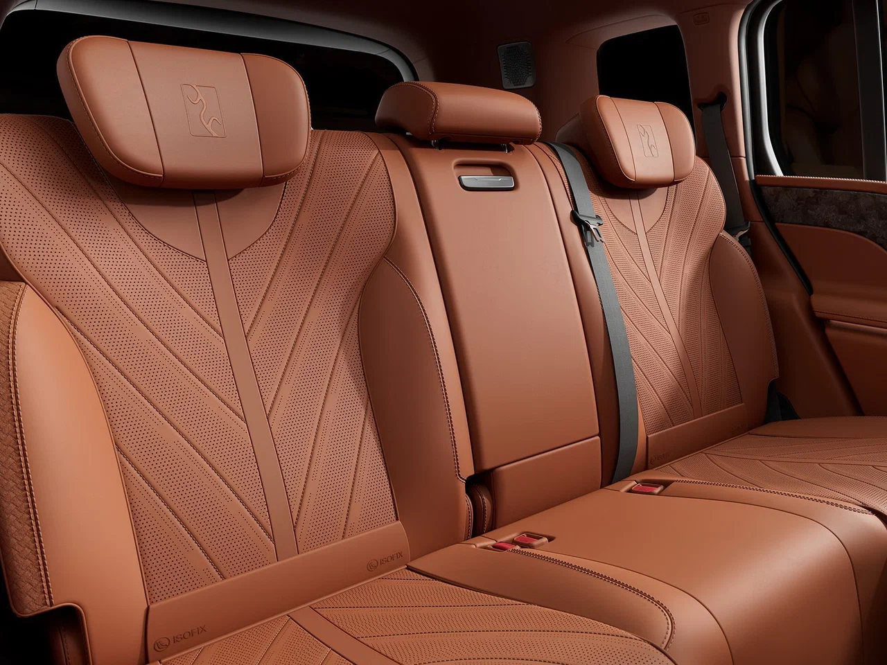 Складывающееся заднее сиденье