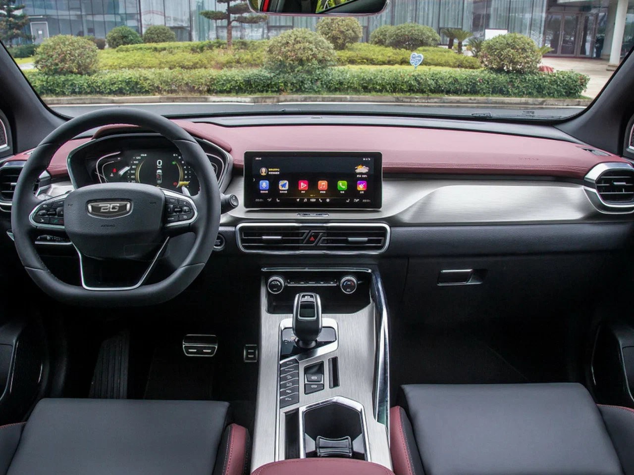 Мультимедиа система с ЖК-экраном