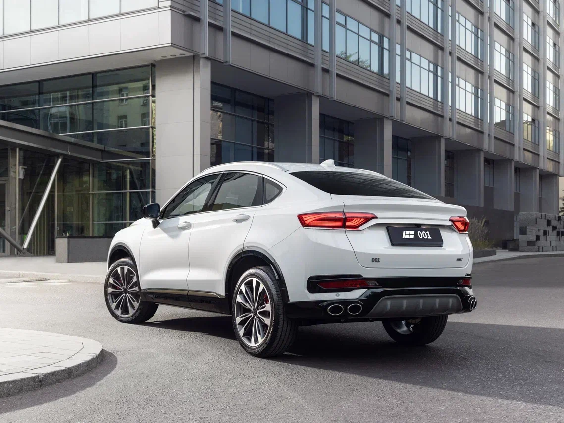 Система помощи при выезде с парковки задним ходом