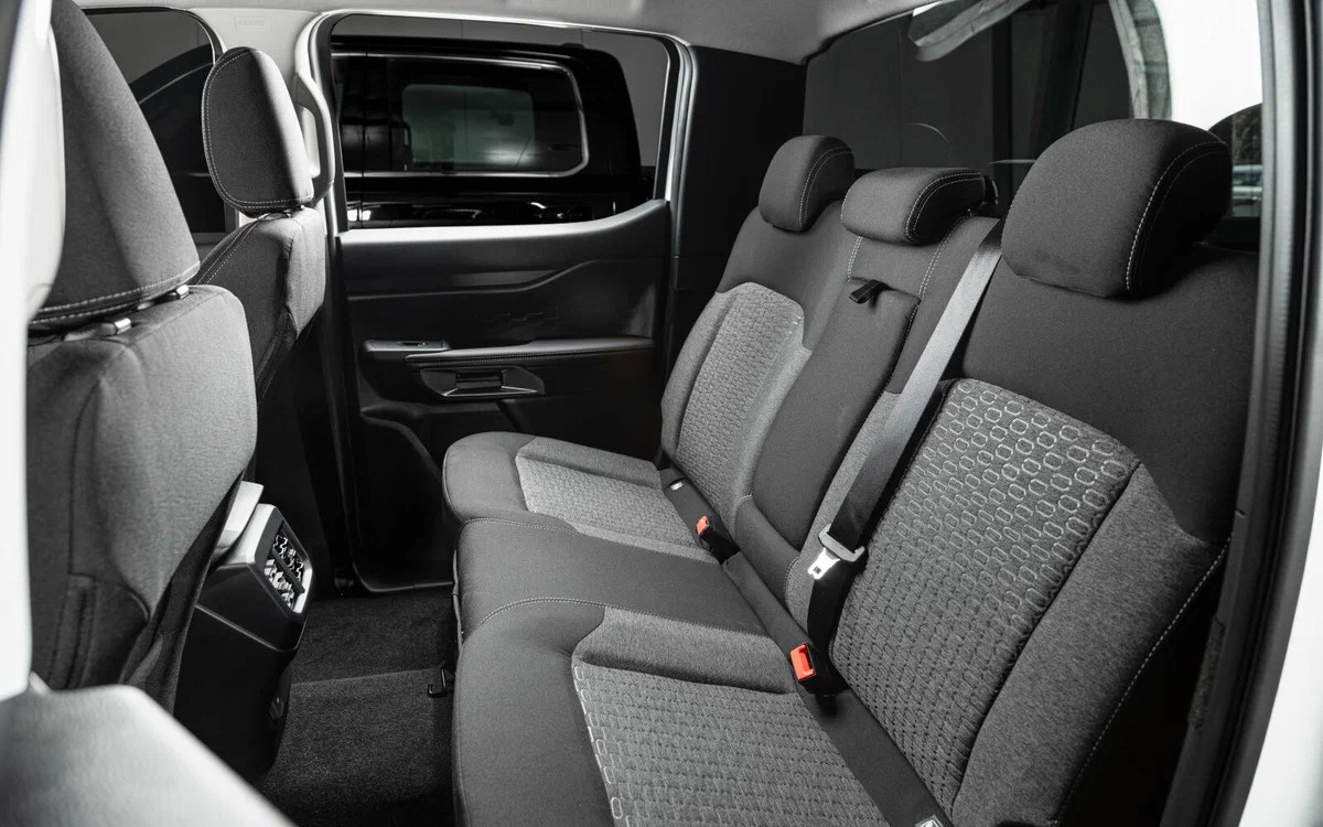 Сиденья с поясничной поддержкой